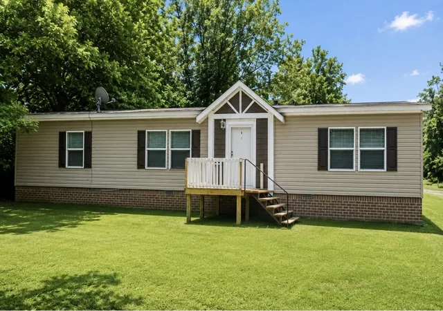 Photo 1 of Manufactured home for sale at 159 Robinson Holw Rd, Waynesboro, TN 38485 | MLS# 3320693 | Listing updated on 2026-08-31