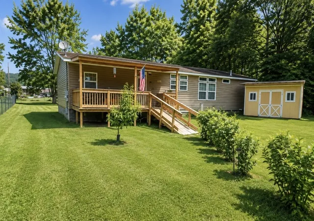 Photo 2 of Manufactured home for sale at 159 Robinson Holw Rd, Waynesboro, TN 38485 | MLS# 3320693 | Listing updated on 2026-08-31
