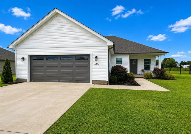 1st image of 615 Lockeland Way, Franklin, KY 42134 | MLS# 3321000
