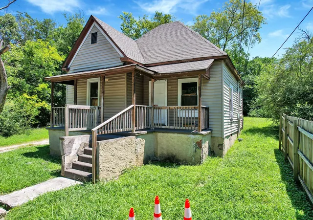 2nd image of 1722 Stanfiel Street, Chattanooga, TN 37406 | MLS# 3320913