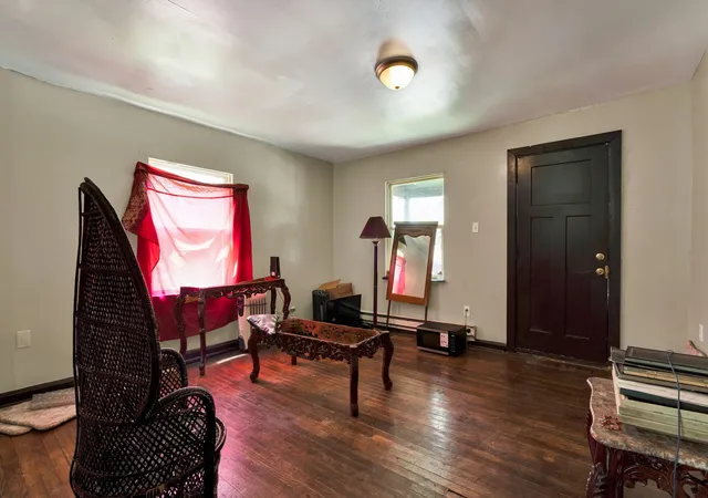 Photo 4 of Single family home for sale at 1722 Stanfiel St, Chattanooga, TN 37406 | MLS# 3320913 | Listing updated on 2026-08-31