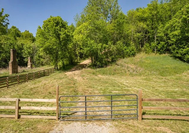 1st image of 0 Globe Rd, Lewisburg, TN 37091 | MLS# 3387582