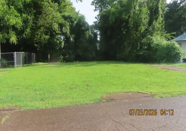 2nd image of 326 Allen Ave, Jackson, TN 38301 | MLS# 3511240