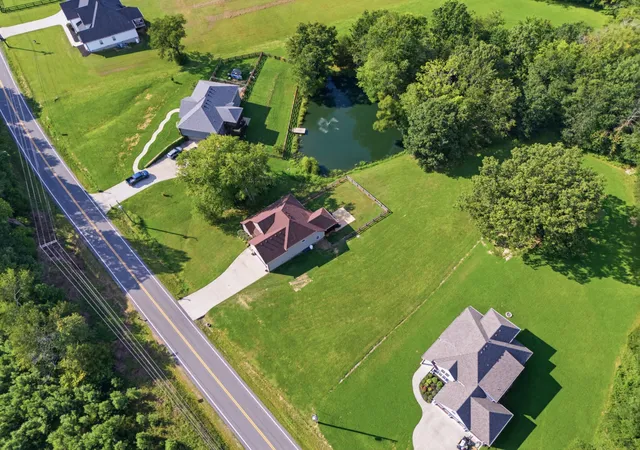 29th image of 1403 Southside Rd, Southside, TN 37171 | MLS# 3322539