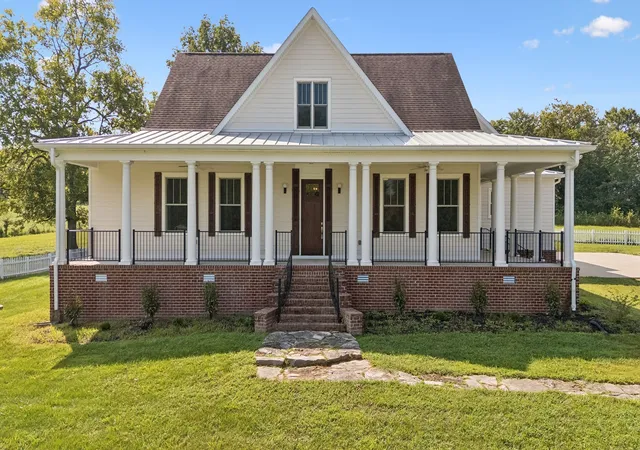 Photo 2 of Single family home for sale at 1143 Hilton Ln, Castalian Springs, TN 37031 | MLS# 3499652 | Listing updated on 2026-09-21