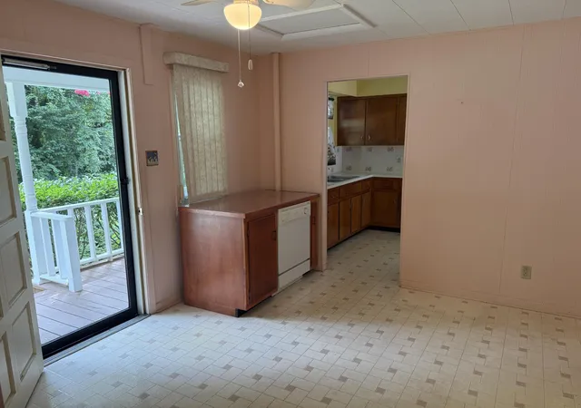 3rd image of 104 Pleasant Road, Oak Ridge, TN 37830 | MLS# 3320969