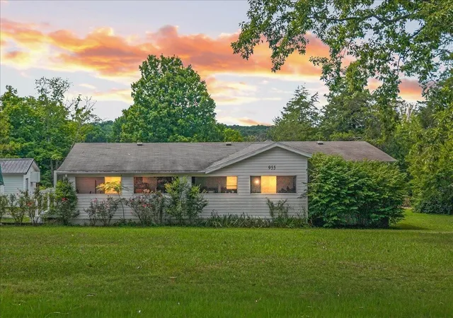 1st image of 955 N Main Street, Decatur, TN 37322 | MLS# 3516023