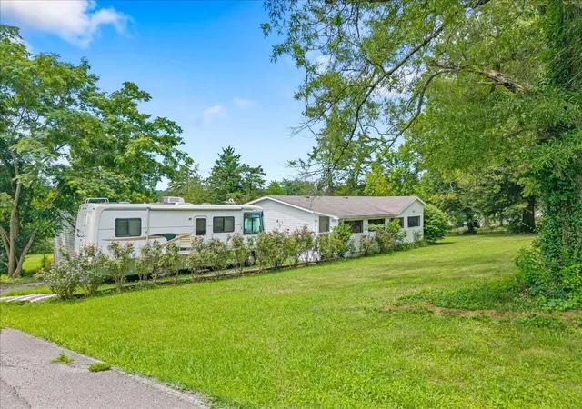 5th image of 955 N Main Street, Decatur, TN 37322 | MLS# 3516023