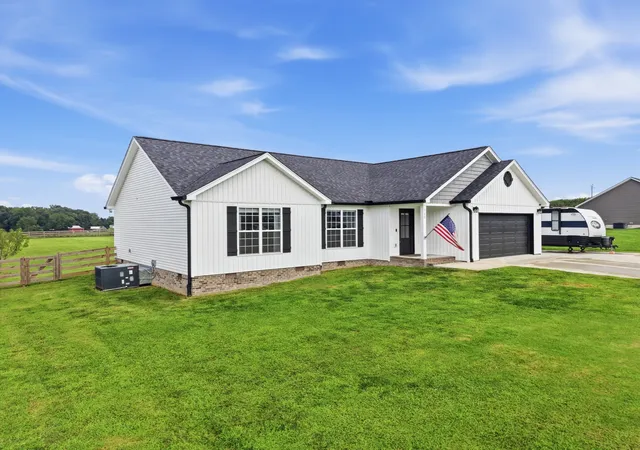2nd image of 388 Pistole Rd, Sparta, TN 38583 | MLS# 3325514
