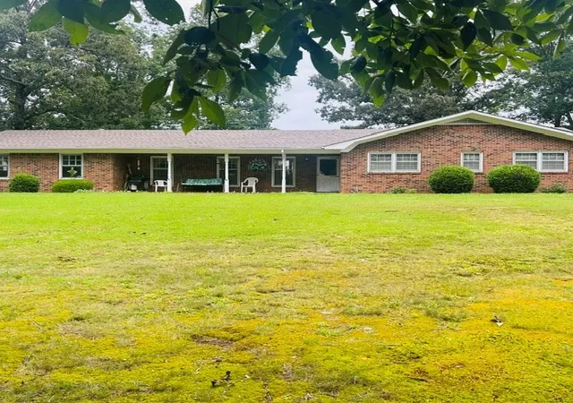 Photo 3 of Single family home for sale at 1030 Stones Rd, Camden, TN 38320 | MLS# 3321967 | Listing updated on 2026-08-04