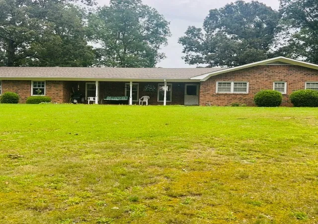 Photo 3 of Single family home for sale at 1030 Stones Rd, Camden, TN 38320 | MLS# 3321967 | Listing updated on 2026-08-04
