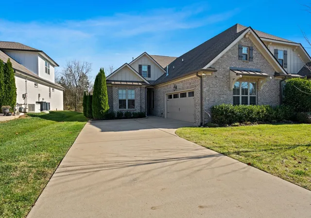 Townhouse for sale at 2279 Seven Points Cir, Hermitage, TN 37076 | MLS# 3320997