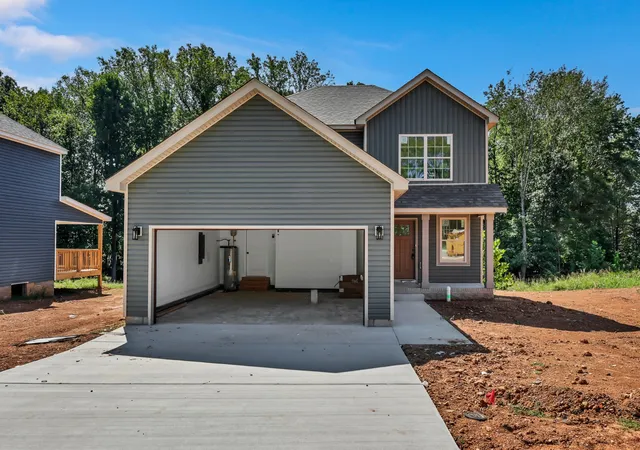Photo 2 of Single family home for sale at 1162 Boulder Pass Rd, Clarksville, TN 37040 | MLS# 3499680 | Listing updated on 2026-09-03