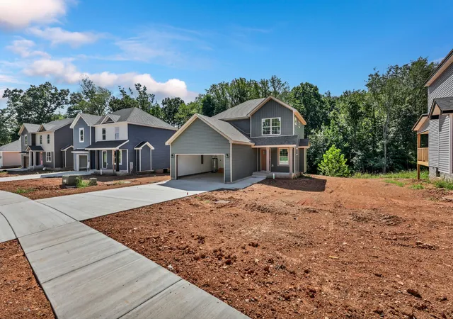 Photo 3 of Single family home for sale at 1162 Boulder Pass Rd, Clarksville, TN 37040 | MLS# 3499680 | Listing updated on 2026-09-03