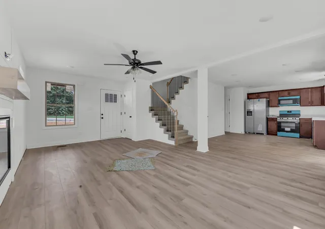 Photo 4 of Single family home for sale at 1162 Boulder Pass Rd, Clarksville, TN 37040 | MLS# 3499680 | Listing updated on 2026-09-03