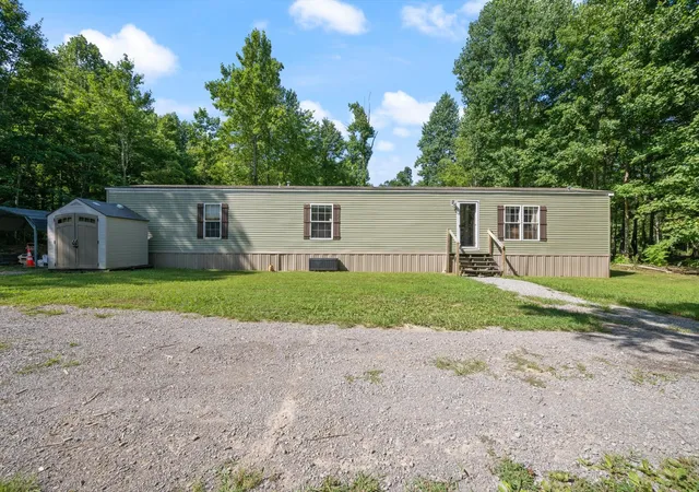 Photo 3 of Manufactured home for sale at 84 Laurel Ln, Bradyville, TN 37026 | MLS# 3515233 | Listing updated on 2026-08-23