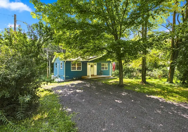 2nd image of 9732 Hwy 46, Bon Aqua, TN 37025 | MLS# 3499843