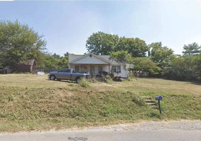 Photo 3 of Single family home for sale at 435 Briarwood Rd, Clarksville, TN 37040 | MLS# 3333495 | Listing updated on 2026-09-03