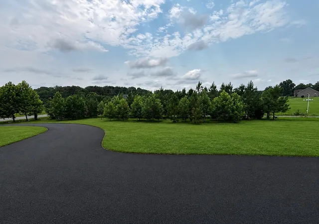 2nd image of 388 Buddy Rd, Burns, TN 37029 | MLS# 3322337