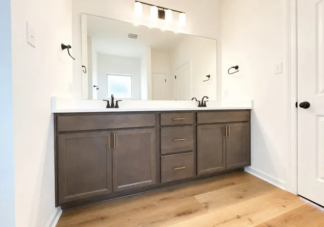 Photo 4 of Single family home for sale at 2908 Walnut Grove Dr, Springfield, TN 37172 | MLS# 3525972 | Listing updated on 2026-09-03