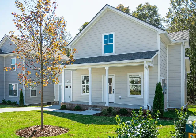 Photo 2 of Single family home for sale at 1028 Sycamore Ridge E, Burns, TN 37029 | MLS# 3322276 | Listing updated on 2026-08-04