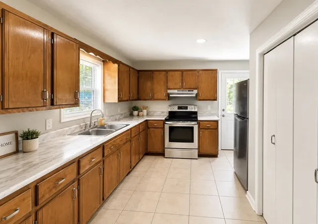 Photo 4 of Single family home for sale at 91 Oak Hts, Erin, TN 37061 | MLS# 3501245 | Listing updated on 2026-10-18