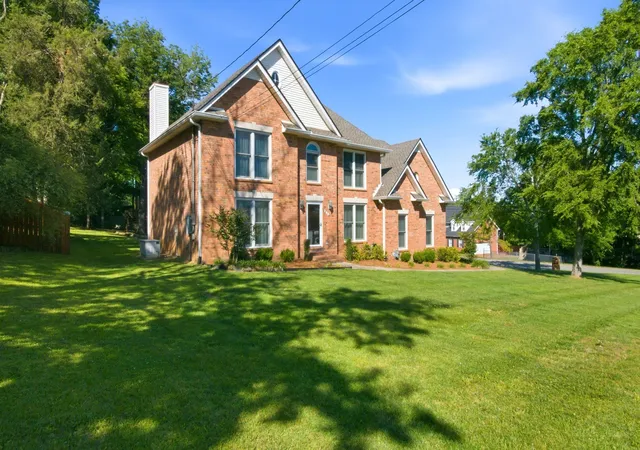 2nd image of 203 Dogwood Ln, Smyrna, TN 37167 | MLS# 3322284