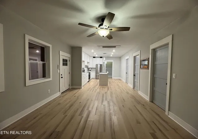 Photo 3 of Single family home for sale at 128 Crisp Rd, Lenoir City, TN 37771 | MLS# 3536064 | Listing updated on 2026-09-03