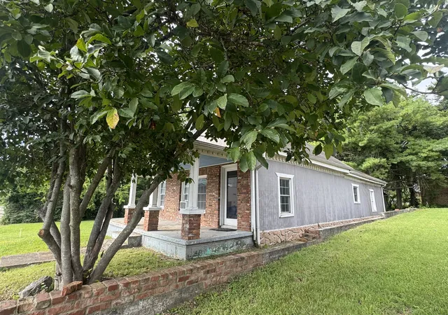 2nd image of 210 S Foster Ave, Gallatin, TN 37066 | MLS# 3501222