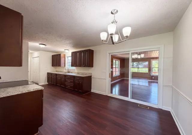 Photo 2 of Single family home for sale at 125 Ivanhoe Ct, Murfreesboro, TN 37127 | MLS# 3322343 | Listing updated on 2026-09-24