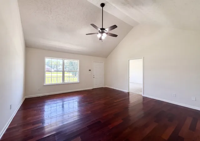 Photo 3 of Single family home for sale at 125 Ivanhoe Ct, Murfreesboro, TN 37127 | MLS# 3322343 | Listing updated on 2026-09-24
