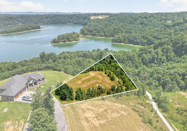 2nd image of 0 Holly Bend Dr Dr, Byrdstown, TN 38549 | MLS# 3322339