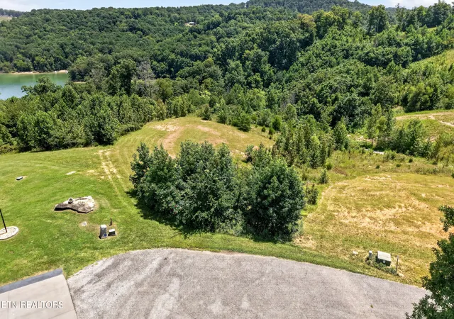 4th image of 0 Holly Bend Dr Dr, Byrdstown, TN 38549 | MLS# 3322339