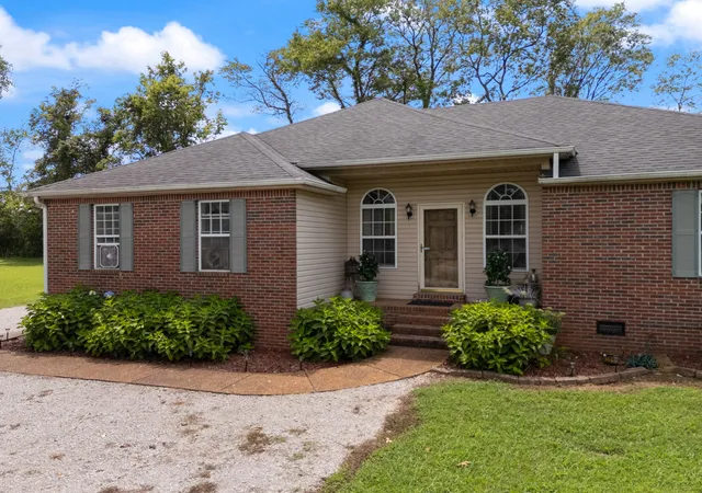1st image of 2122 Derrick Rd, Chapel Hill, TN 37034 | MLS# 3322379