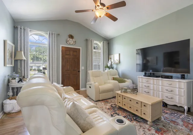 Photo 4 of Single family home for sale at 2122 Derrick Rd, Chapel Hill, TN 37034 | MLS# 3322379 | Listing updated on 2026-09-16