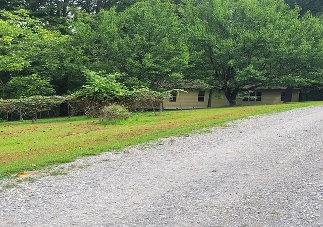 5th image of 465 Sunset Ridge Ln, Hilham, TN 38568 | MLS# 3323816