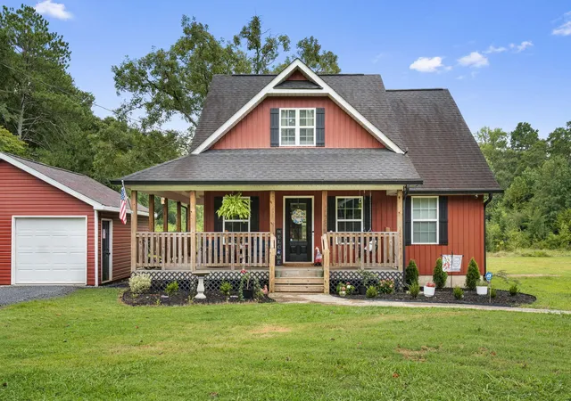 3rd image of 1728 Beaverdale Road Ne, Dalton, GA 30721 | MLS# 3322402