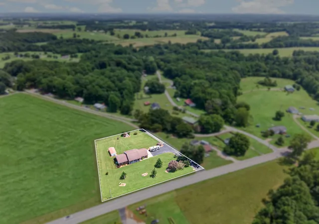 3rd image of 516 Gamaliel Rd, Red Boiling Springs, TN 37150 | MLS# 3333746