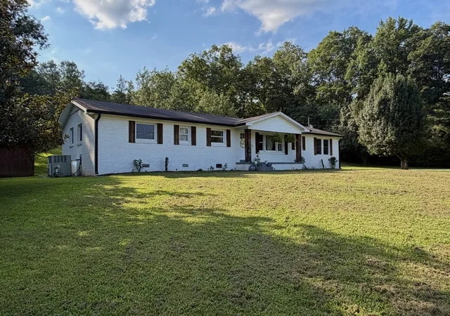 Photo 2 of Single family home for sale at 7165 Highway 13 S, Waverly, TN 37185 | MLS# 3322444 | Listing updated on 2026-09-21