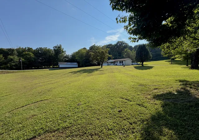 Photo 4 of Single family home for sale at 7165 Highway 13 S, Waverly, TN 37185 | MLS# 3322444 | Listing updated on 2026-09-21