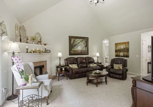 Photo 4 of Sale Pending at 1042 Watauga Ct, Thompsons Station, TN 37179 | MLS# 3322443 | Listing updated on 2026-09-09