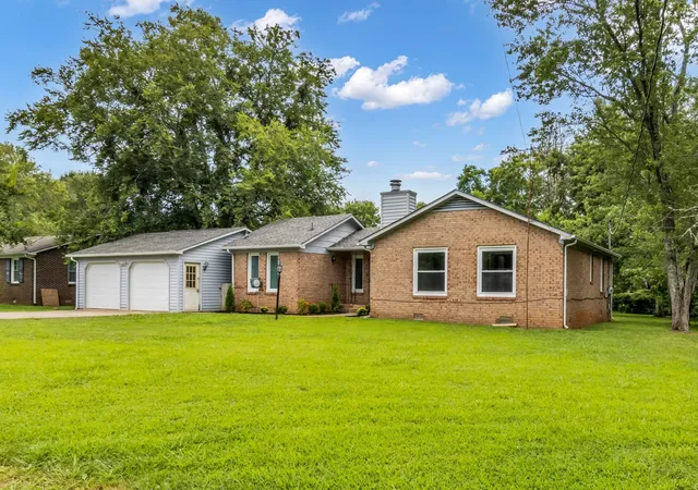 Photo 1 of Single family home for sale at 2673 Cotton Ct, Murfreesboro, TN 37129 | MLS# 3322456 | Listing updated on 2026-09-24