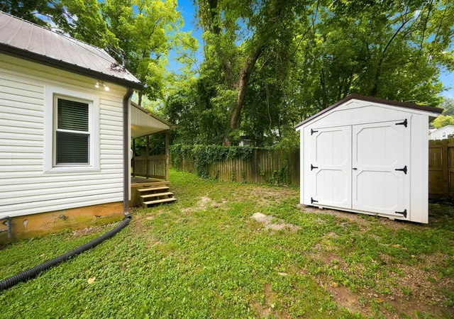 27th image of 119 Poplar St, Dickson, TN 37055 | MLS# 3336273