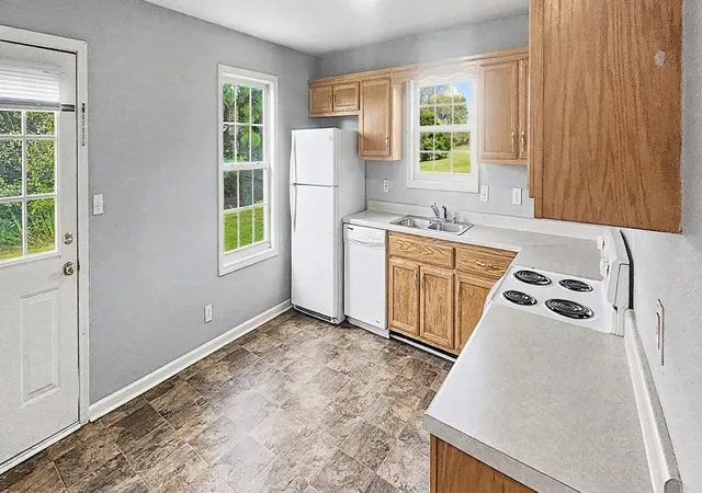 Photo 3 of Single family home for sale at 1126 Keith Ave, Oak Grove, KY 42262 | MLS# 3322530 | Listing updated on 2026-09-04