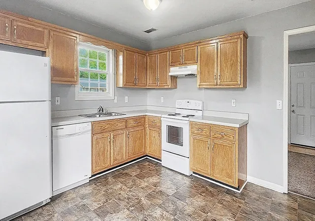 Photo 4 of Single family home for sale at 1126 Keith Ave, Oak Grove, KY 42262 | MLS# 3322530 | Listing updated on 2026-09-04