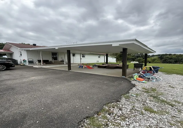 Photo 4 of Single family home for sale at 1487 Boyd Rd, Lafayette, TN 37083 | MLS# 3322528 | Listing updated on 2026-08-26