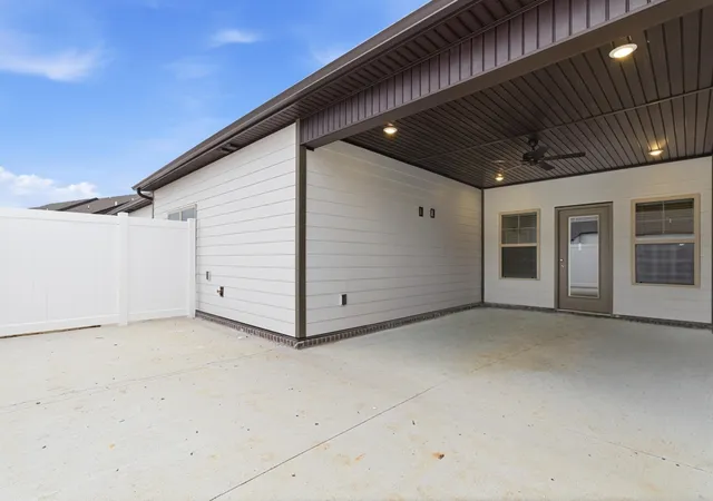 3rd image of 1422 Suzanne Dr, Murfreesboro, TN 37128 | MLS# 3322527