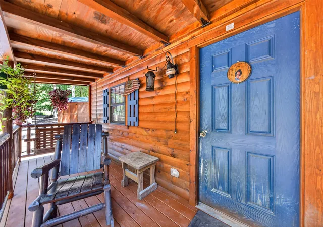 Photo 2 of Single family home for sale at 992 Keel Holw Rd, Erin, TN 37061 | MLS# 3322747 | Listing updated on 2026-09-01