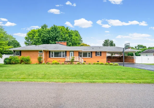2nd image of 3424 Leland Cir, Hopkinsville, KY 42240 | MLS# 3333491