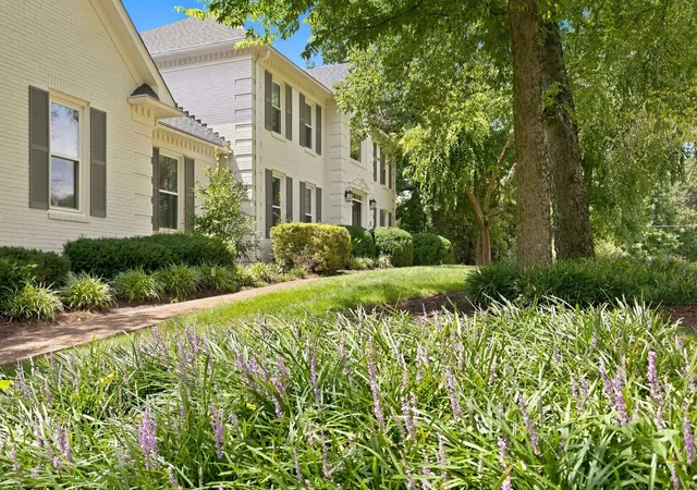 Photo 3 of Single family home for sale at 1309 Arrowhead Dr, Brentwood, TN 37027 | MLS# 3335884 | Listing updated on 2026-09-17